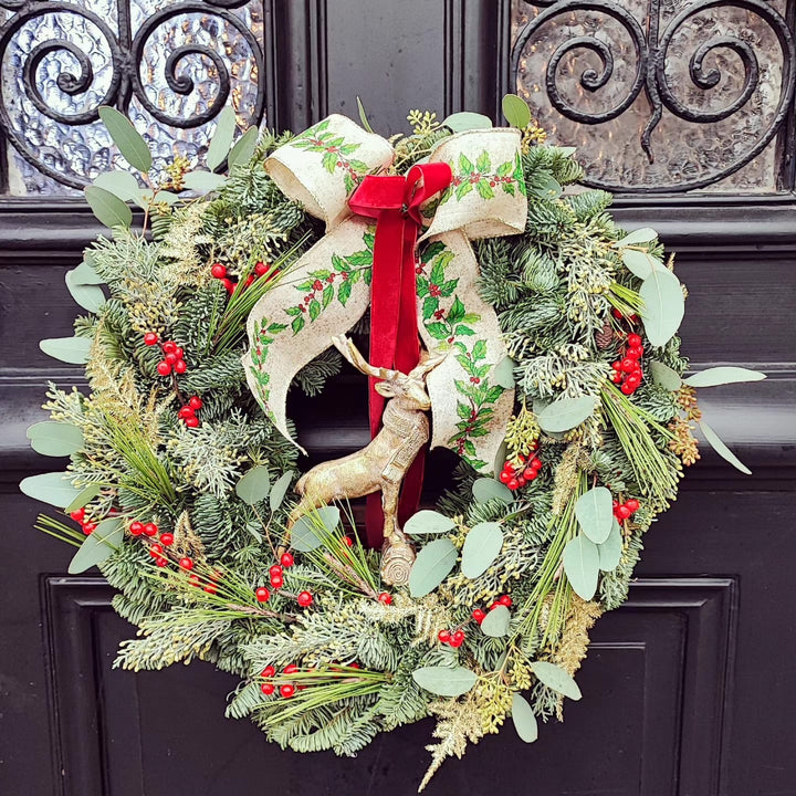 Couronne de Noël artisanale confectionnée par Rouge Pivoine 