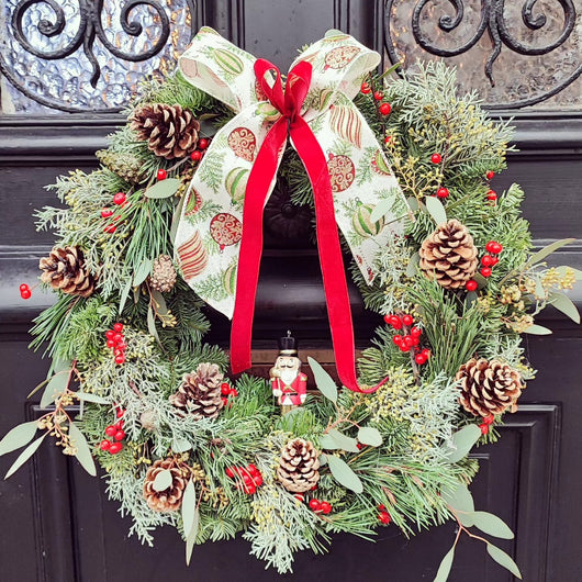 Couronne de Noël artisanale réalisée par Rouge Pivoine 